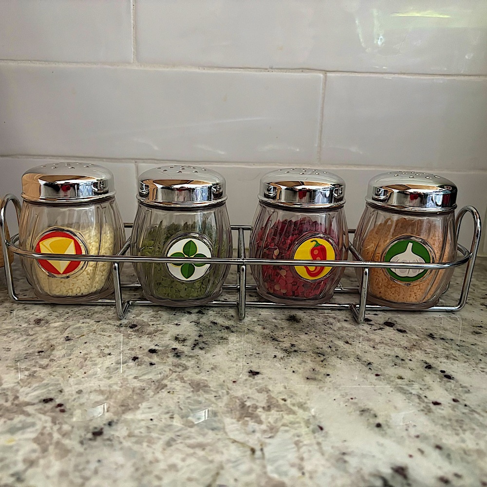 Melissa & Doug Let’s Play House Pizza Shaker Set Retired